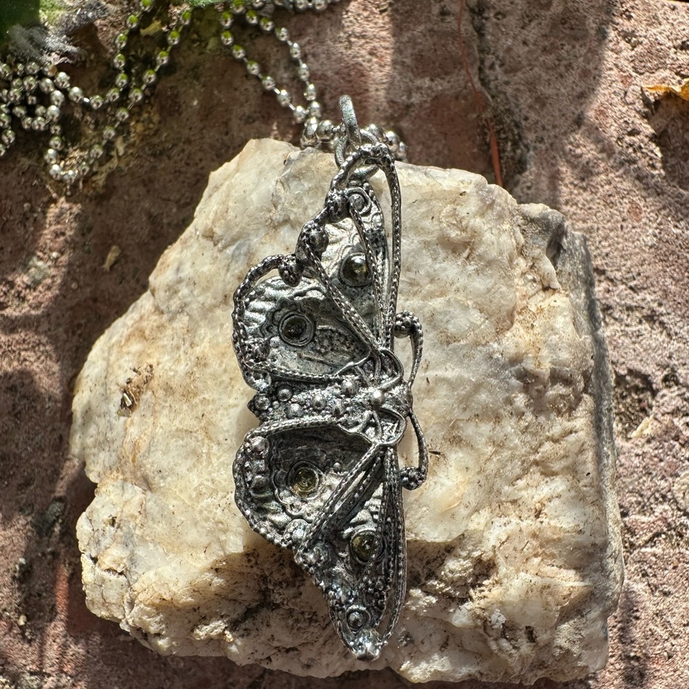 Rare VSA Ornate Vintage Silver Butterfly Necklace Swarovski Crystals